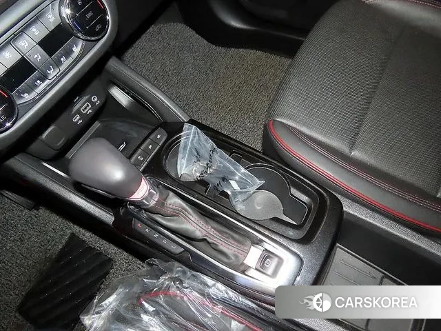 Chevrolet (GM Daewoo) Trailblazer 2021 Черный из Кореи, фото 3