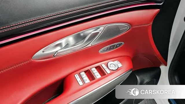 Genesis GV70 2024 Белый из Кореи, фото 3