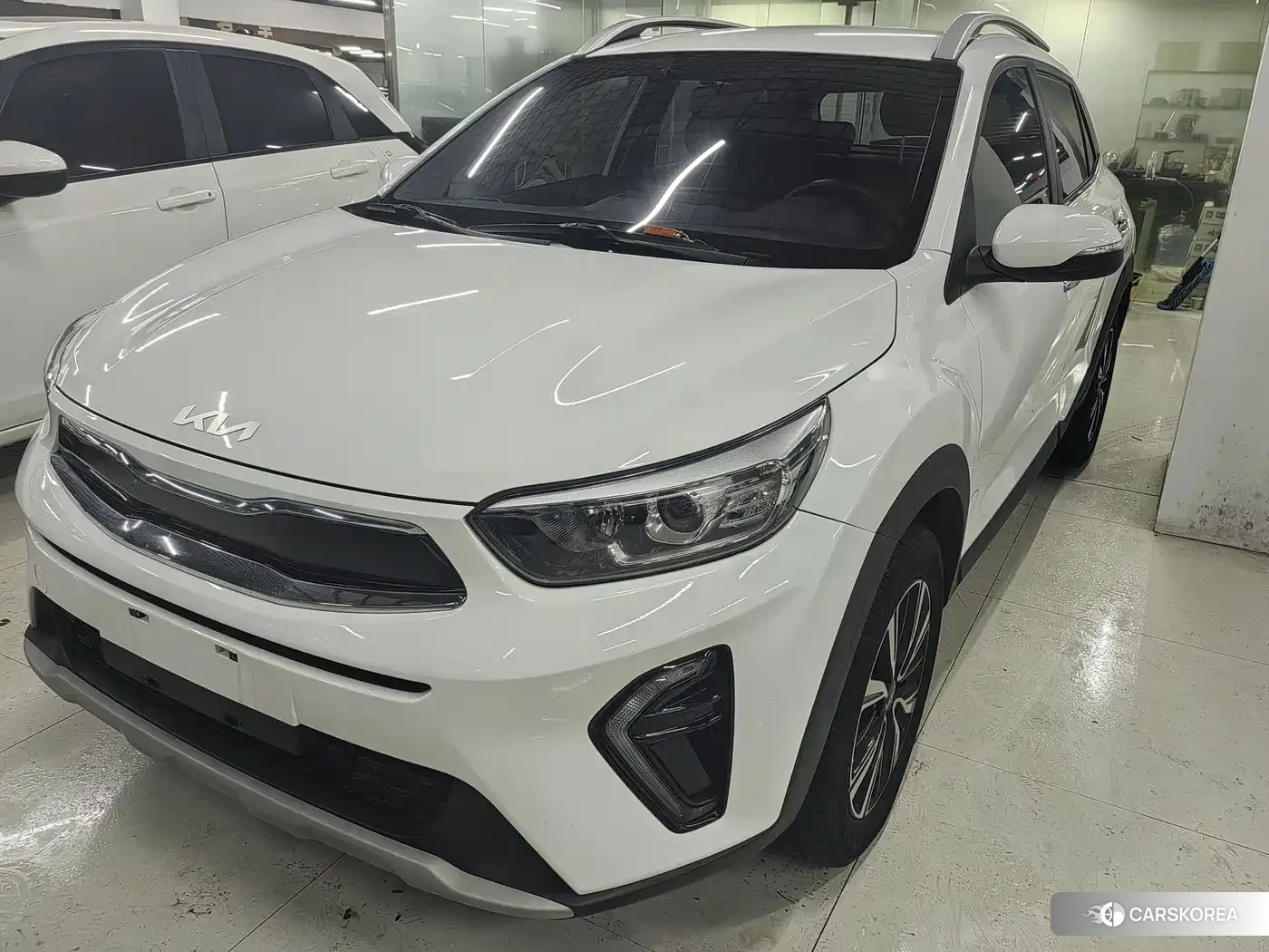Kia KX1 2023 Белый из Китая, фото 3