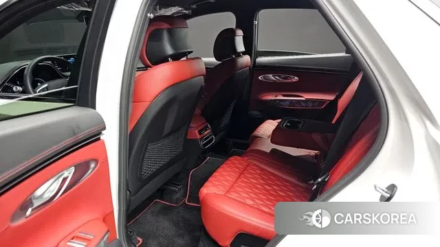 Genesis GV70 2023 Белый из Кореи, фото 3