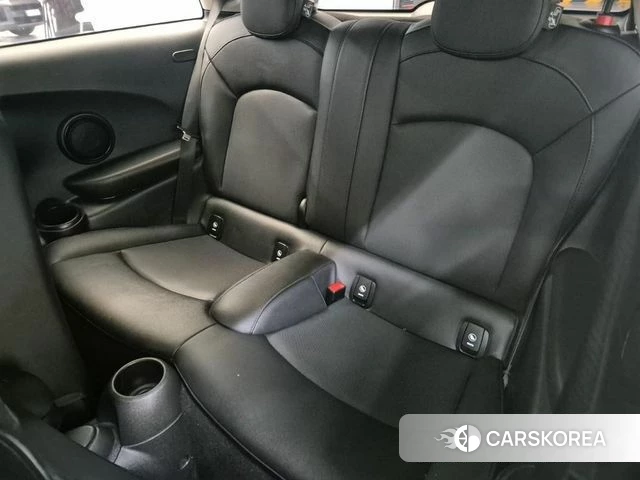 Mini Cooper 2022 Черный из Кореи, фото 3