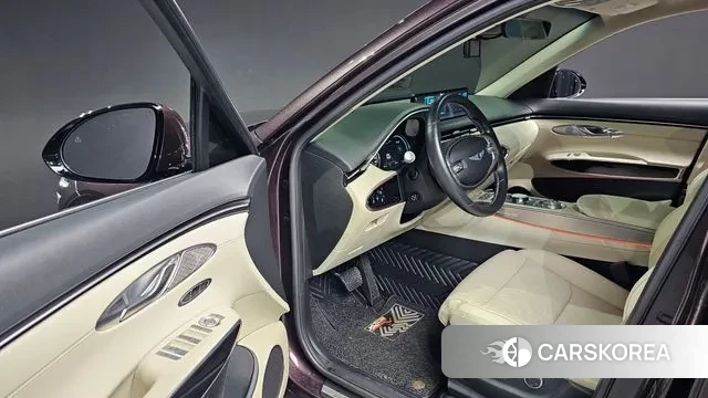 Genesis GV70 2021 Красный из Кореи, фото 3