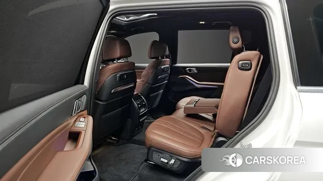 BMW X7 (G07) 2022 Белый из Кореи, фото 3