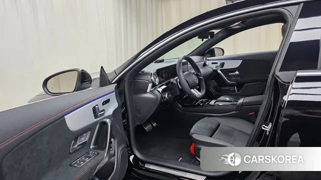 Mercedes-Benz CLA-Class C118 2025 Черный из Кореи, фото 3