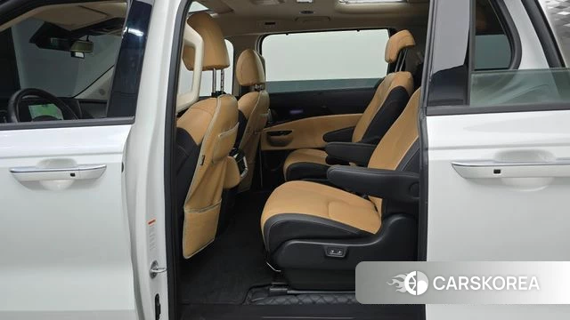 Kia Carnival 4th generation 2023 Белый из Кореи, фото 3