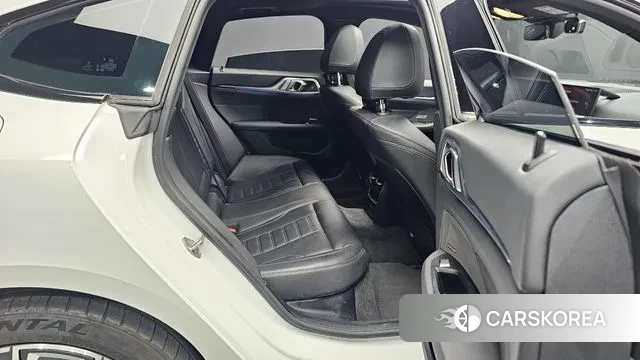 BMW i4 2022 Белый из Кореи, фото 3