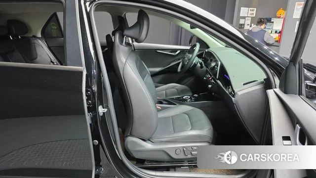 Kia Di Ol Nu Niro 2022 Черный из Кореи, фото 3