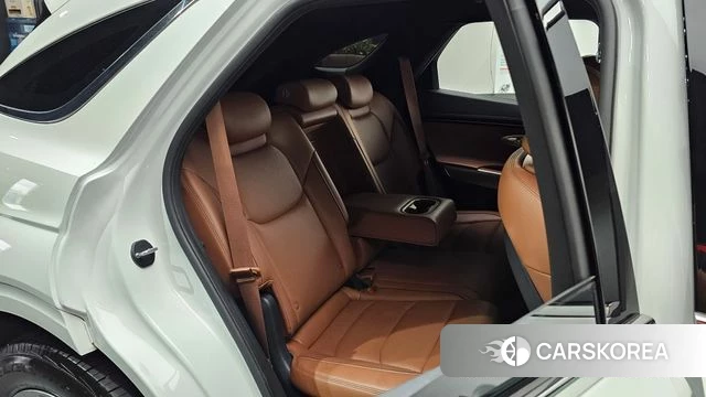 Genesis GV70 2023 Белый из Кореи, фото 3