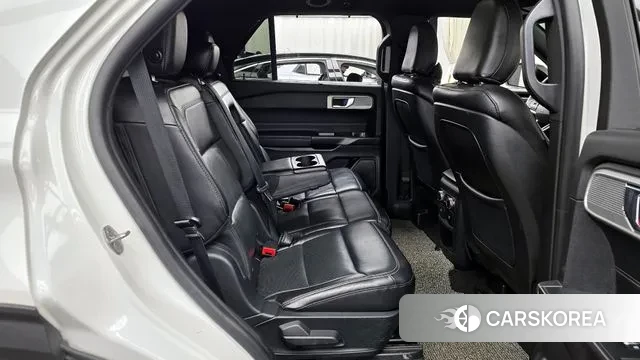 Ford Explorer 6th Generation 2019 Белый из Кореи, фото 3