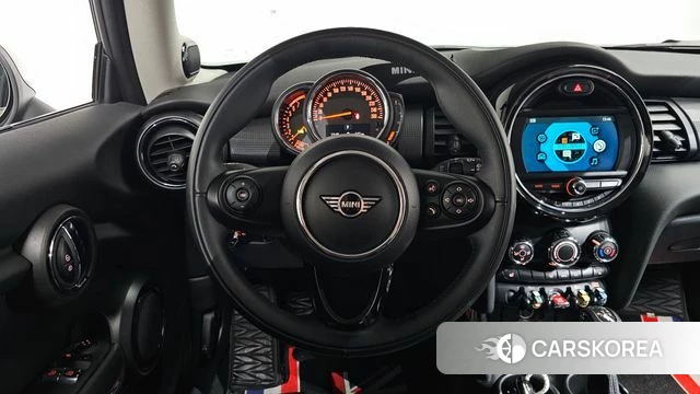 Mini Cooper 2019 Песочный из Кореи, фото 3