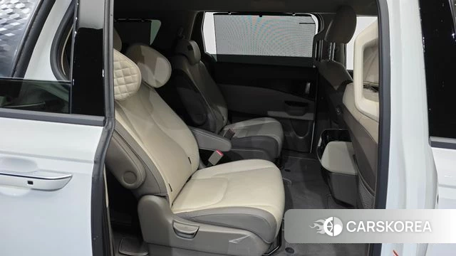 Kia Carnival 4th generation 2023 Белый из Кореи, фото 3