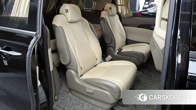 Kia Carnival 4th generation 2022 Черный из Кореи, фото 3