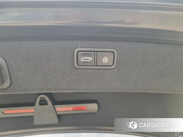 Genesis G80 2018 Черный из Кореи, фото 3