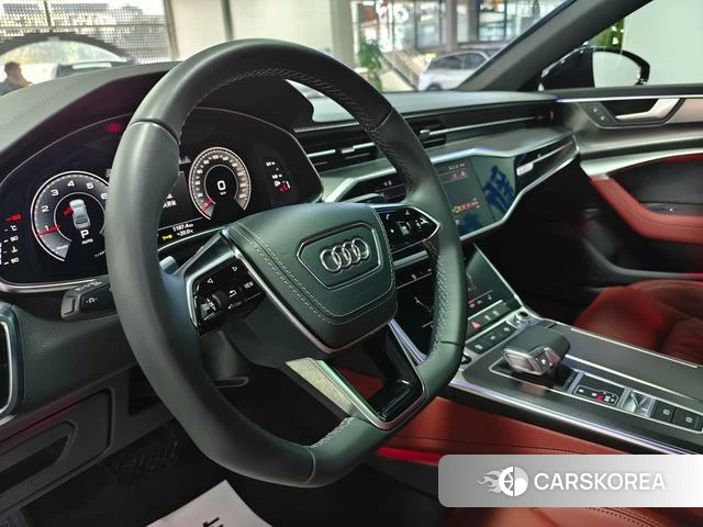 Audi A7L 2025 Черный из Китая, фото 3