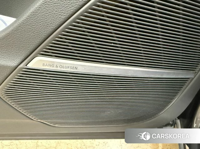 Audi Q7 (4M) 2025 Серый из Кореи, фото 3