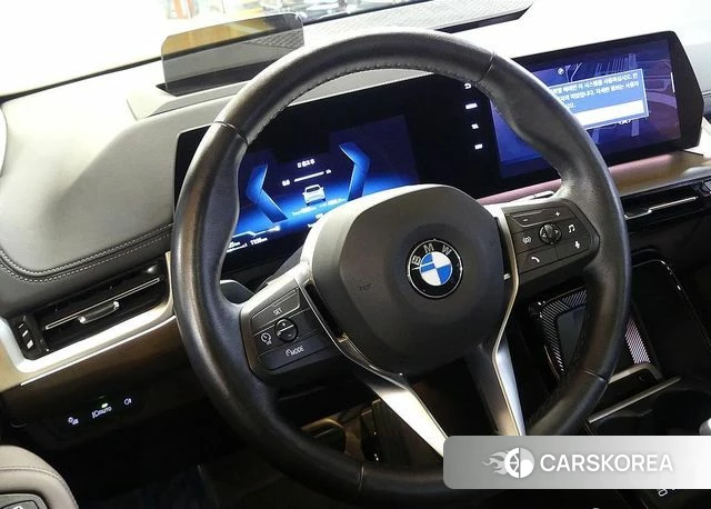 BMW 2 Series Active Tourer (U06) 2025 Серебристо-серый из Кореи, фото 3