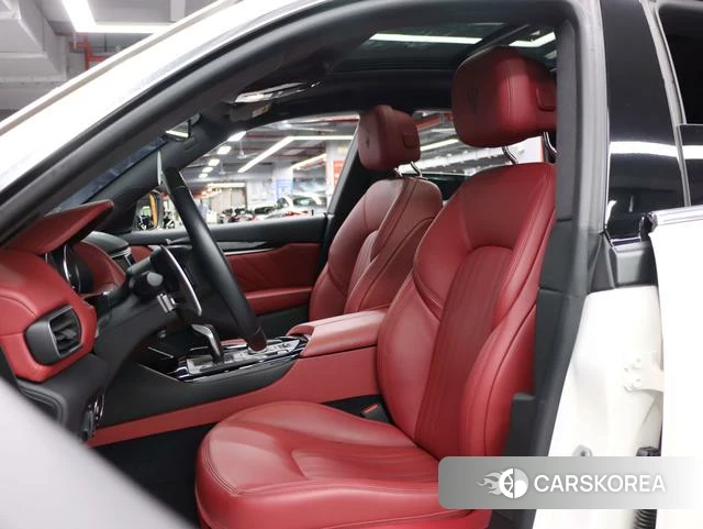 Maserati Levante 2024 Белый из Китая, фото 3