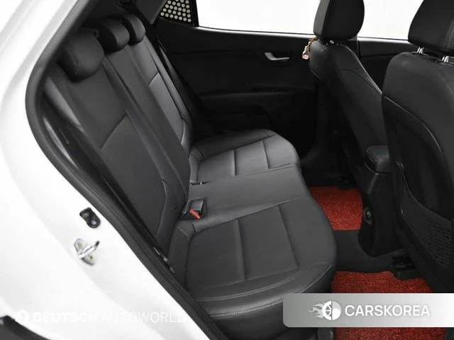 Kia Stonic 2020 Белый из Кореи, фото 3