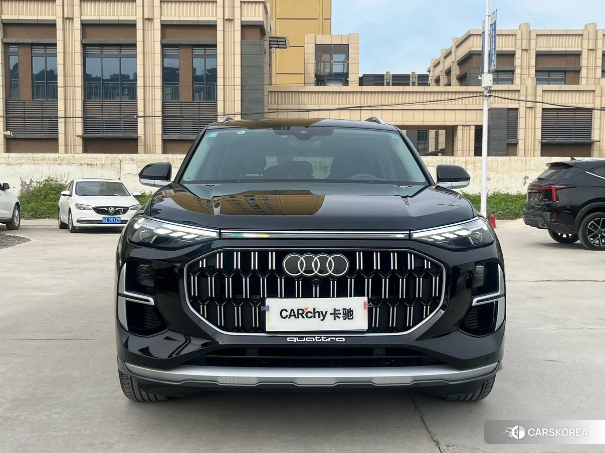 Audi Q6 2022 Черный из Китая, фото 3