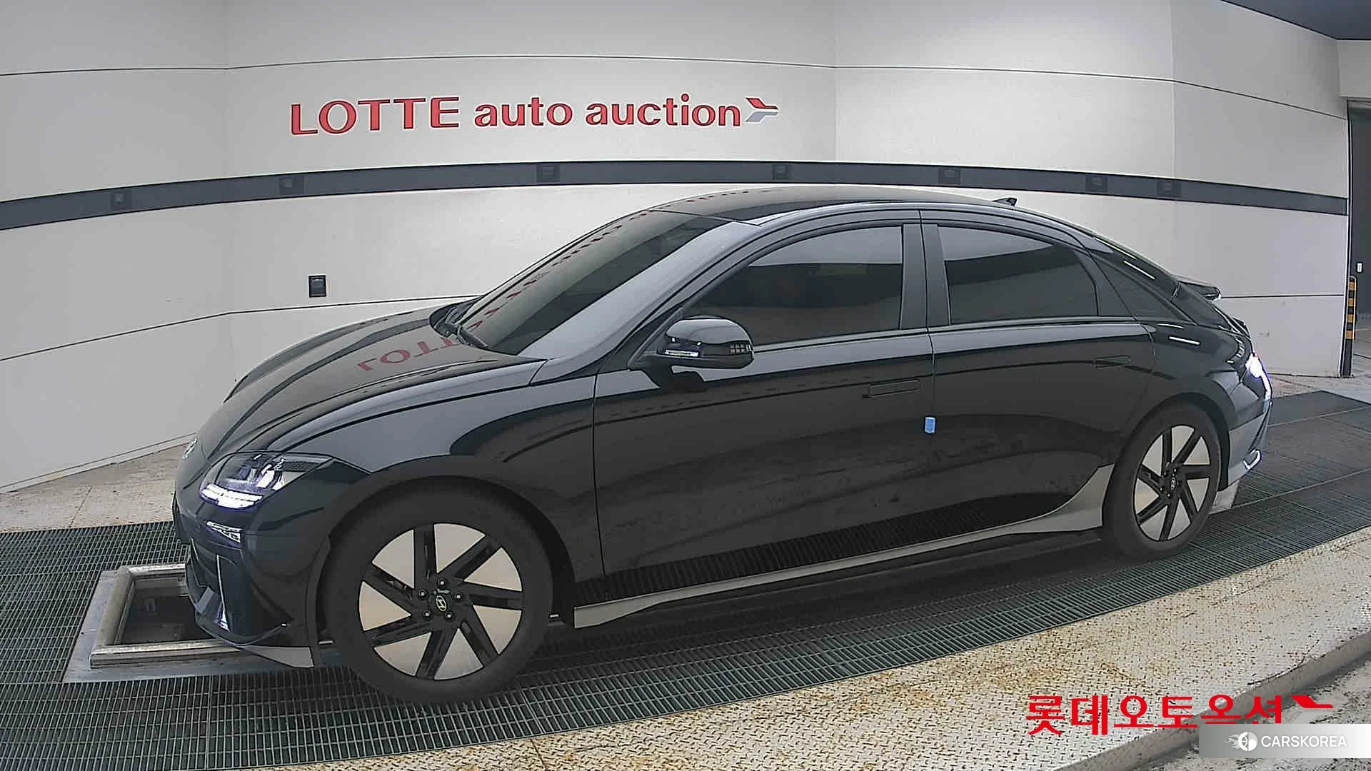 Hyundai IONIQ 6 2023 Черный из Кореи, фото 3