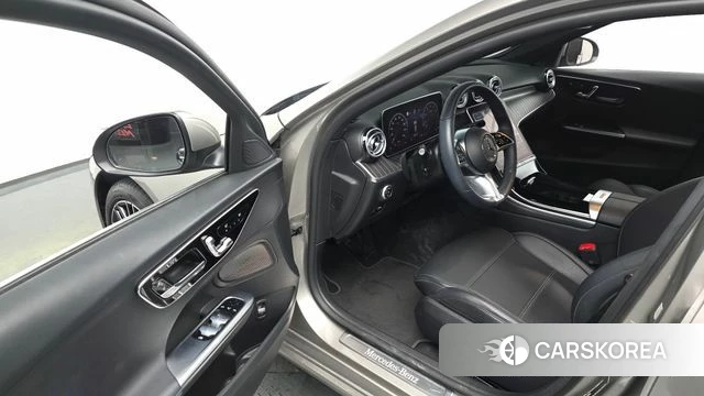 Mercedes-Benz C-Class W206 2022 Песочный из Кореи, фото 3