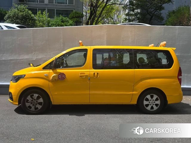Hyundai The New Grand Starex 2018 Желтый из Кореи, фото 3