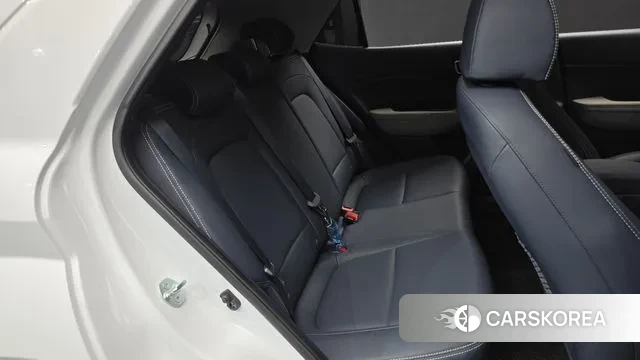 Hyundai Venue 2024 Белый из Кореи, фото 3