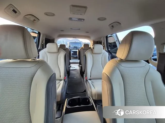 Kia Carnival 4th generation 2023 Белый из Кореи, фото 3