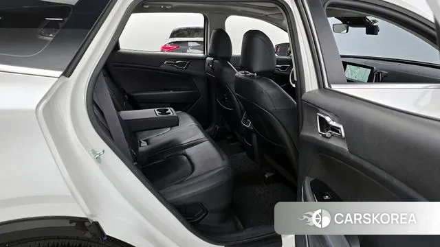 Kia Sportage 5th Generation Hybrid 2021 Белый из Кореи, фото 3