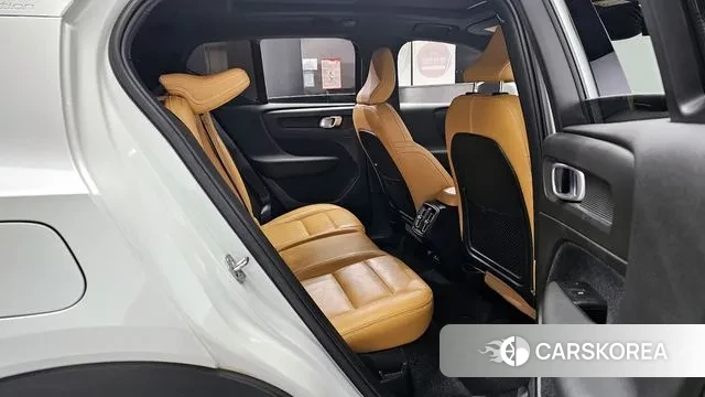 Volvo XC40 2020 Белый из Кореи, фото 3