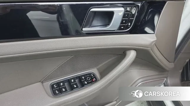 Porsche Panamera (971) 2018 Белый из Кореи, фото 3