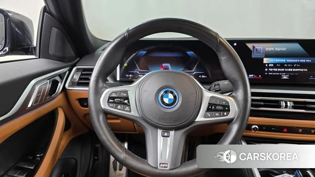 BMW i4 2022 Черный из Кореи, фото 3