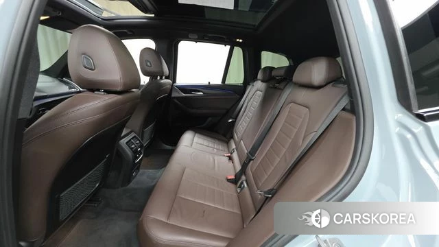 BMW X3 (G01) 2022 Цвет галактики из Кореи, фото 3