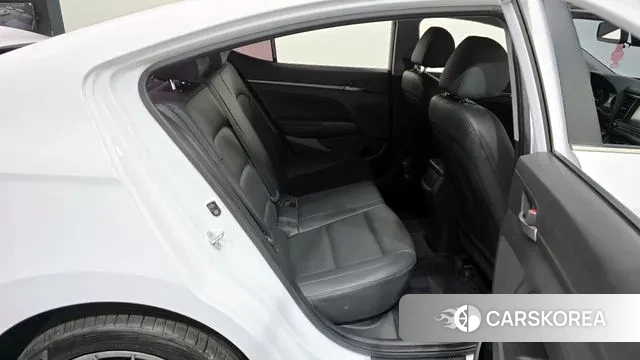 Hyundai Avante AD 2018 Белый из Кореи, фото 3