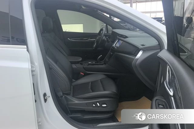 Cadillac XT5 2021 Белый из Китая, фото 3