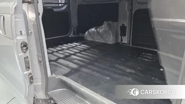 Hyundai The New Grand Starex 2018 Серебряный из Кореи, фото 3