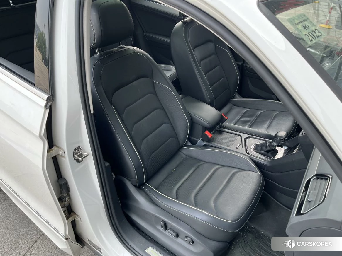 Volkswagen Tiguan L PHEV 2020 Белый из Китая, фото 3