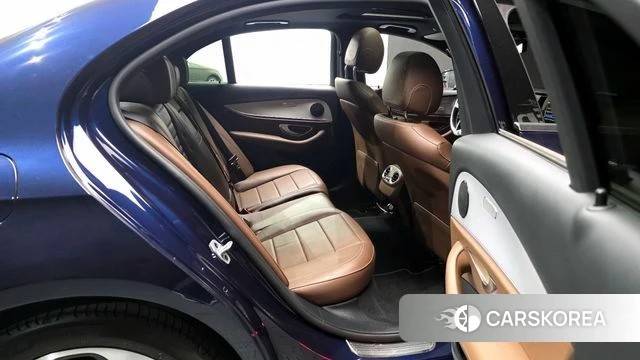 Mercedes-Benz E-Class W213 2021 Синий из Кореи, фото 3
