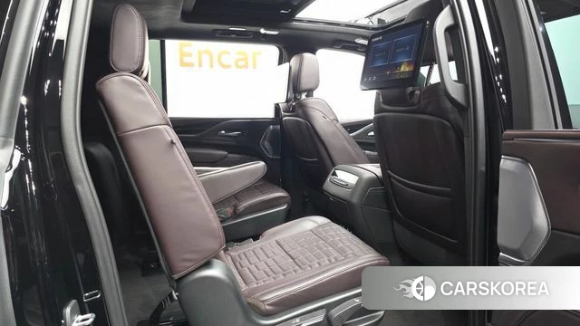 Cadillac Escalade 5th Generation 2023 Черный из Кореи, фото 3