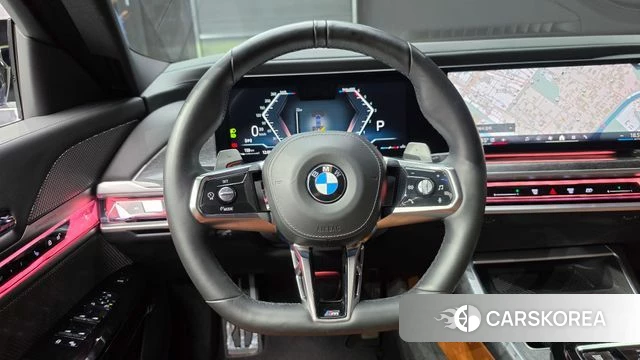 BMW 7 Series (G70) 2024 Черный из Кореи, фото 3