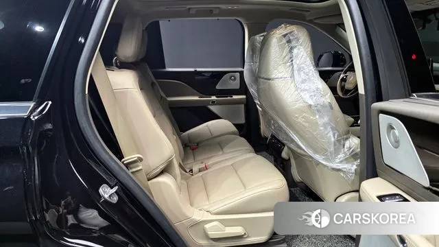 Lincoln Aviator 2nd generation 2022 Черный из Кореи, фото 3