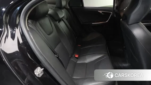 Volvo S60 2018 Черный из Кореи, фото 3