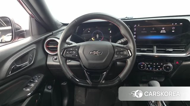 Chevrolet (GM Daewoo) Trax Crossover 2024 Красный из Кореи, фото 3