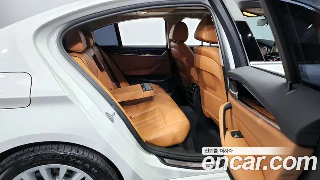 BMW 5 Series (G30) id 2674154 из Кореи 3