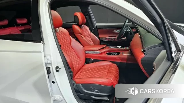 Genesis GV70 2021 Белый из Кореи, фото 3