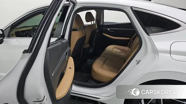 Hyundai Sonata D Edge (DN8) 2023 Белый из Кореи, фото 3