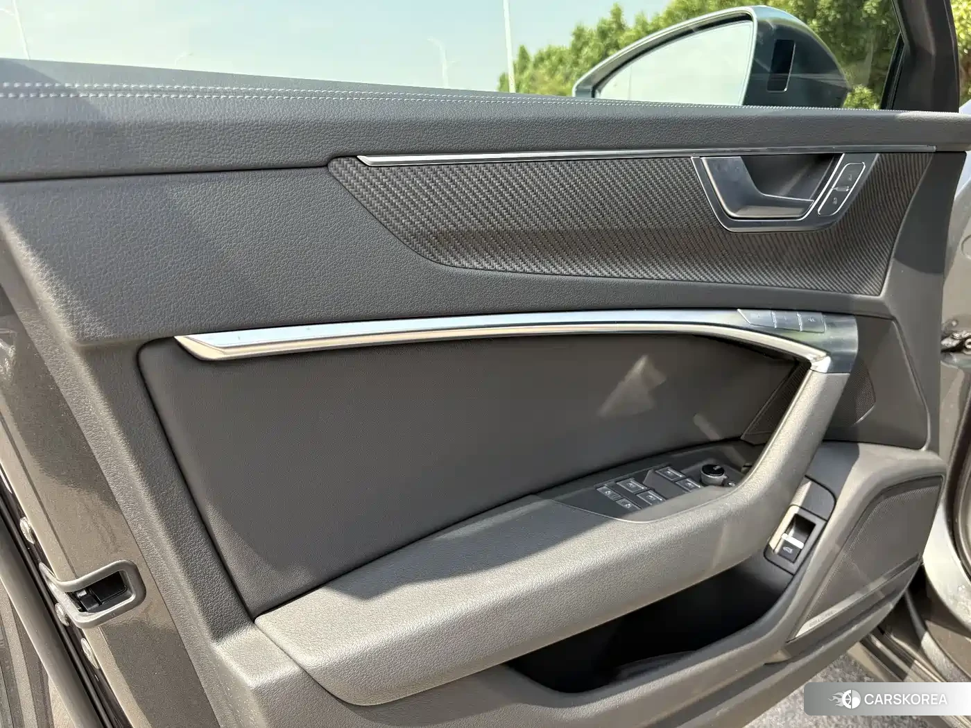 Audi S6 2022 Silver/gray из Китая, фото 3