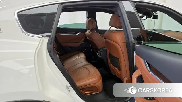 Maserati Levante 2020 Белый из Кореи, фото 3