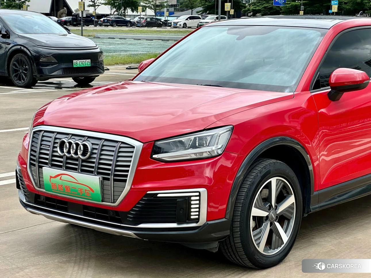Audi Q2L e-tron 2019 Красный из Китая, фото 3