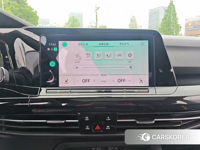 Volkswagen Golf 2023 Темно-серый из Китая, фото 3